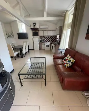 Holiday home Le Volailler Lempaut